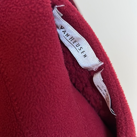 Women’s reversible Van Heusen, full zip vest red size small - Picture 6 of 10